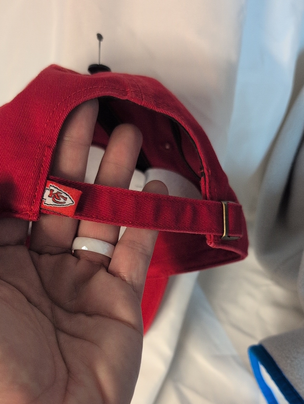 47 Adjustable Kansas City Chiefs Logo Baseball Cap NWT - Picture 5 of 7